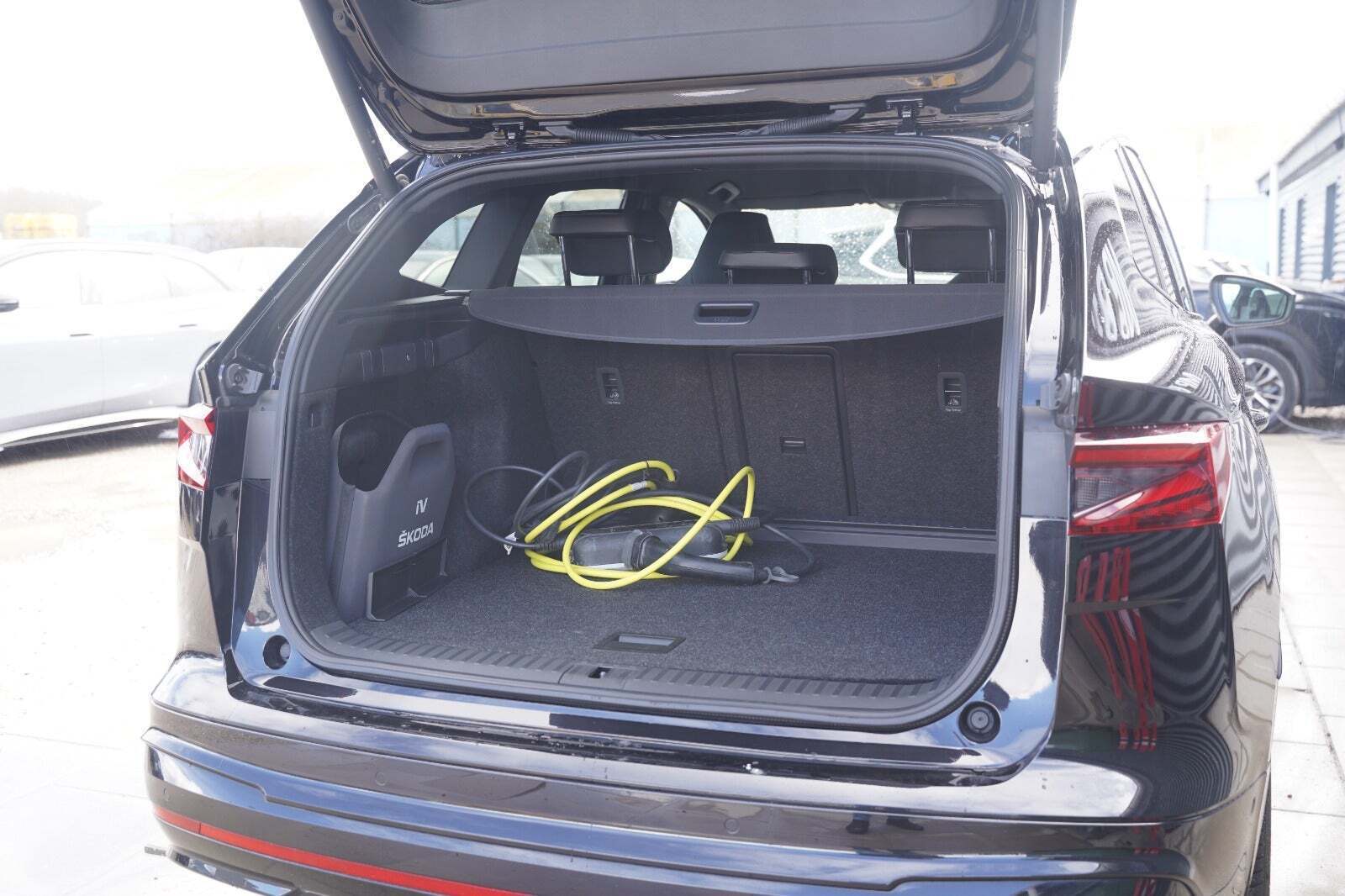 Sort Skoda Enyaq fra 2024