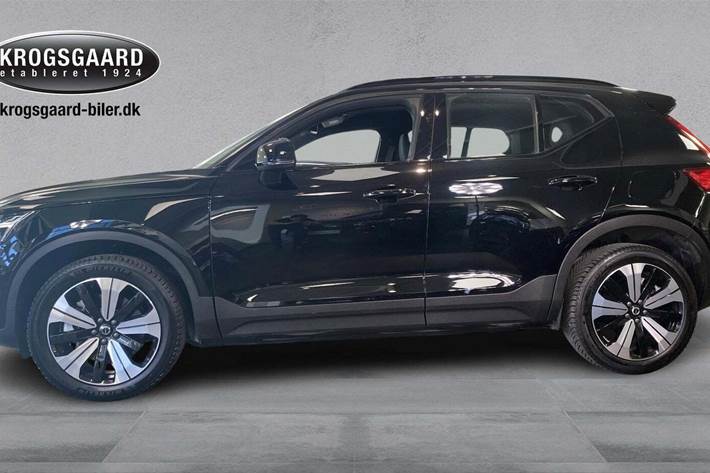 Sort Volvo XC40 fra 2022