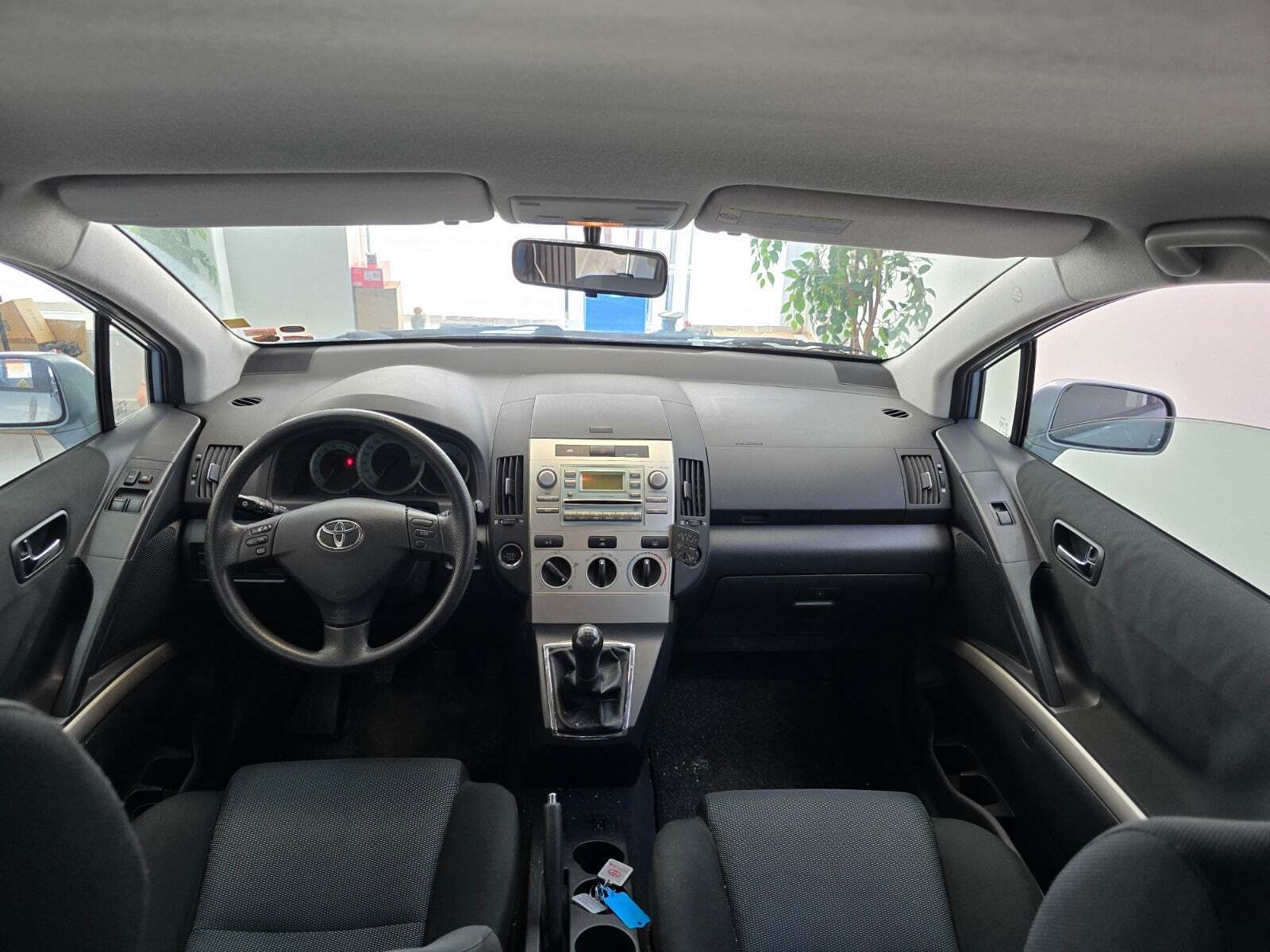 Toyota Corolla Verso 1,6 Terra 7prs