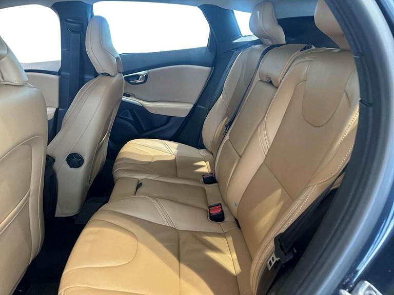 Volvo V40 1,5 T3 152 Momentum aut.