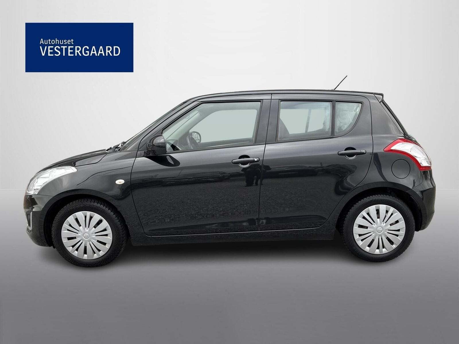 Beige Suzuki Swift fra 2017