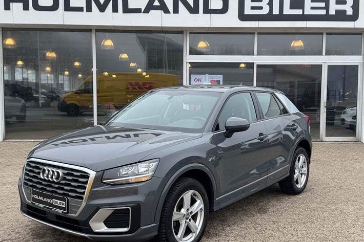 Grå Audi Q2 fra 2018