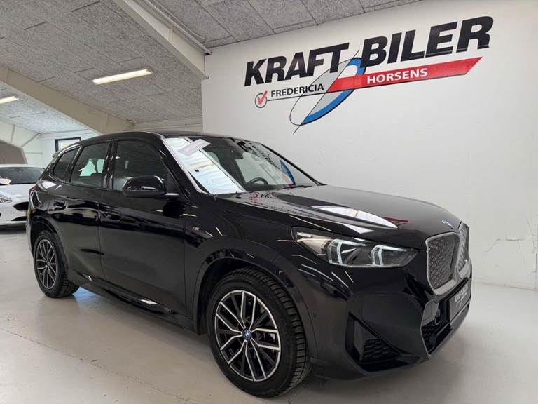 BMW iX1 xDrive30 M-Sport