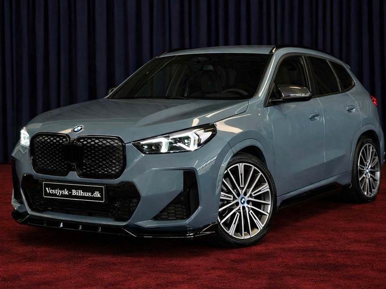 BMW iX1 eDrive20 Fully Charged M-Sport