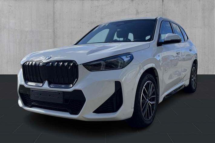 Hvid BMW iX1 fra 2023