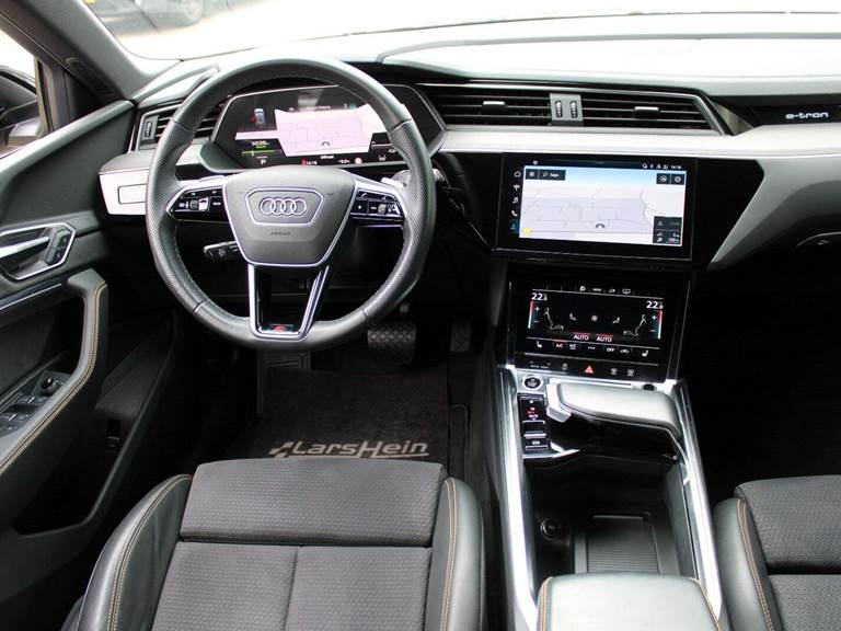 Audi e-tron 55 Black Edition S-line quattro