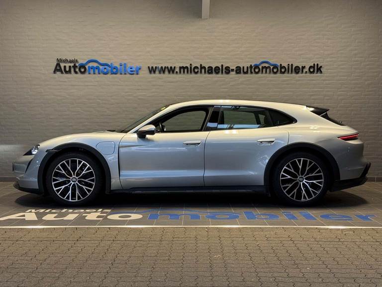 Porsche Taycan 4 Performance+ Cross Turismo