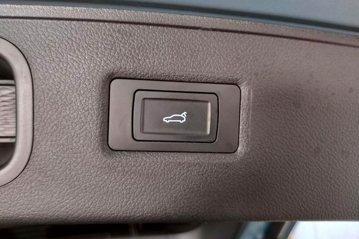 Blå Voyah Free fra 2026