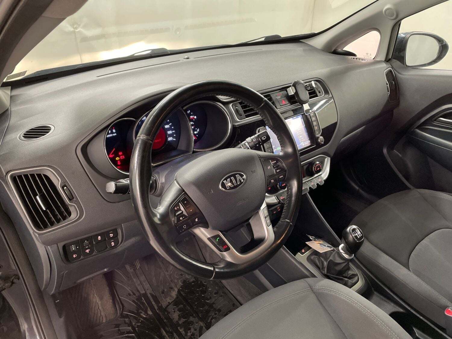 Kia Rio 1,4 CVVT Attraction+