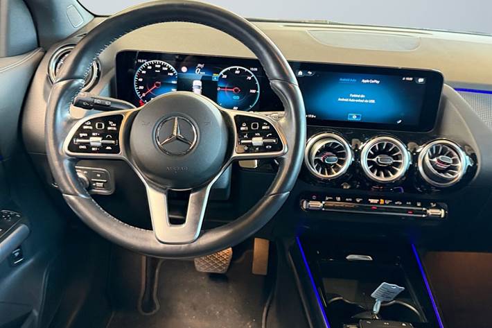 Sort Mercedes EQA250 fra 2022