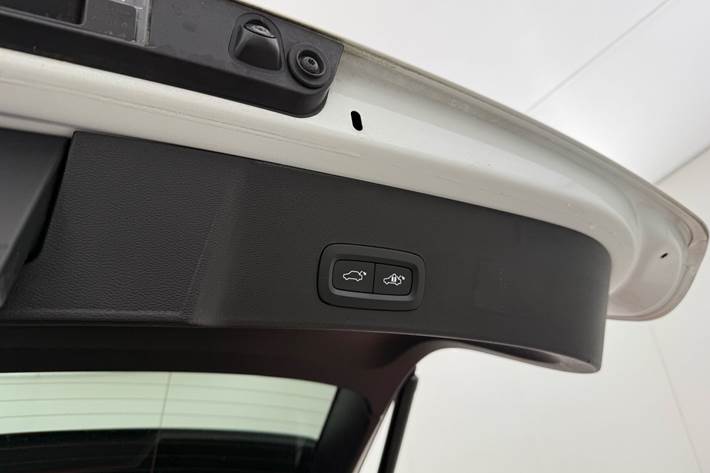 Hvid Volvo XC40 fra 2021