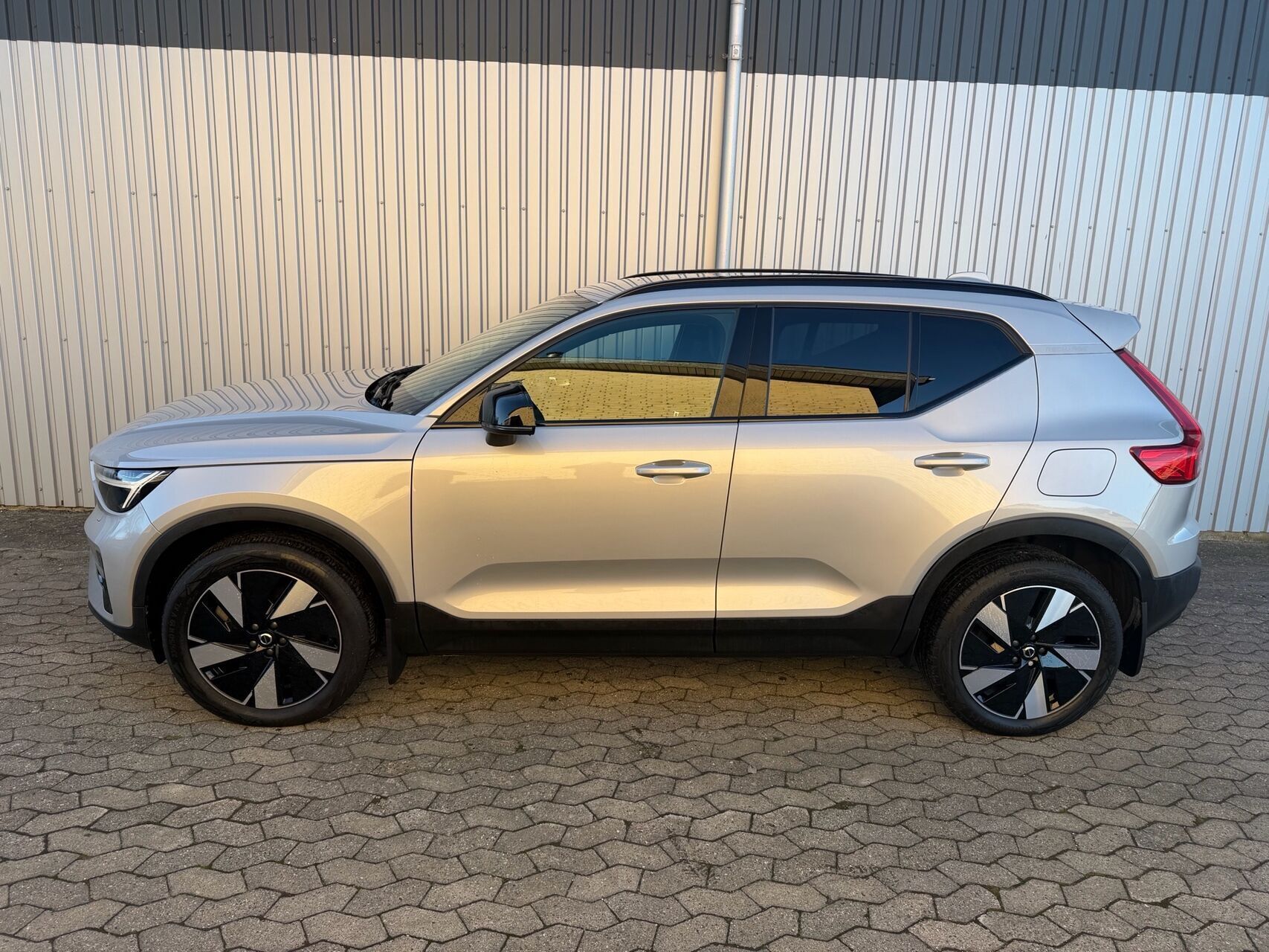 Volvo XC40 Recharge Extended Range Plus 252HK 5d Aut.