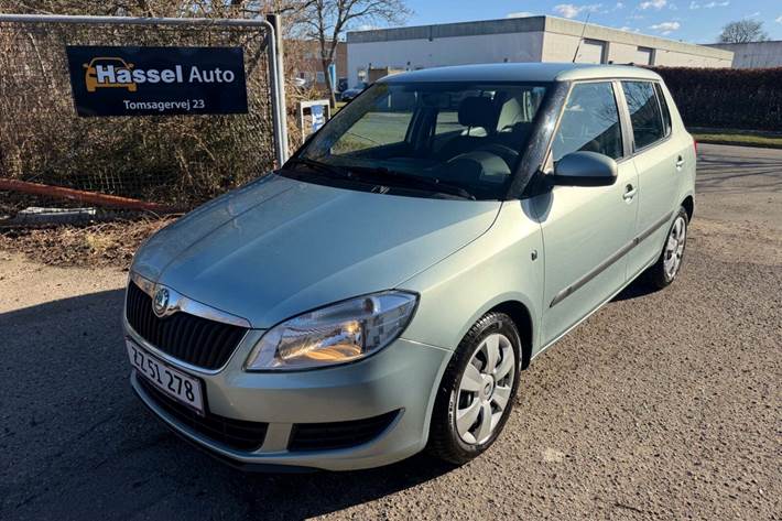 Grøn Skoda Fabia fra 2010