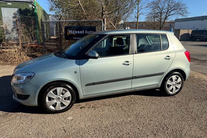 Grøn Skoda Fabia fra 2010