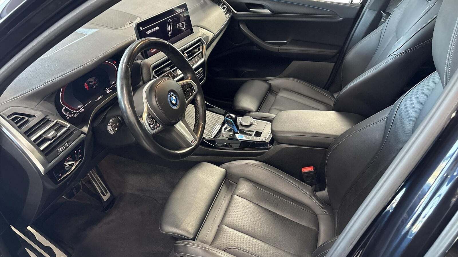 BMW iX3 Charged M-Sport