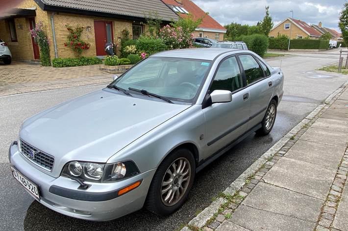Sølv Volvo S40 fra 2002