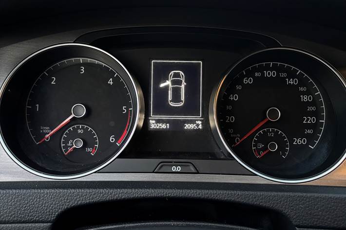 Sort VW Golf VII fra 2012