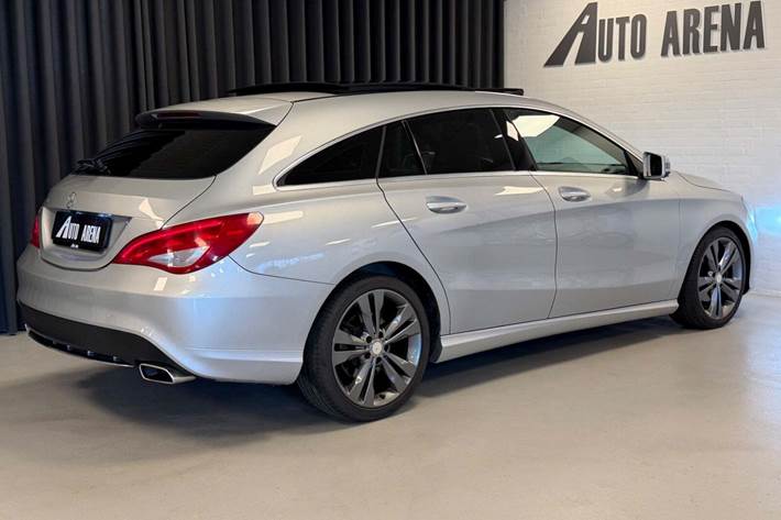 Sølv Mercedes CLA200 fra 2015