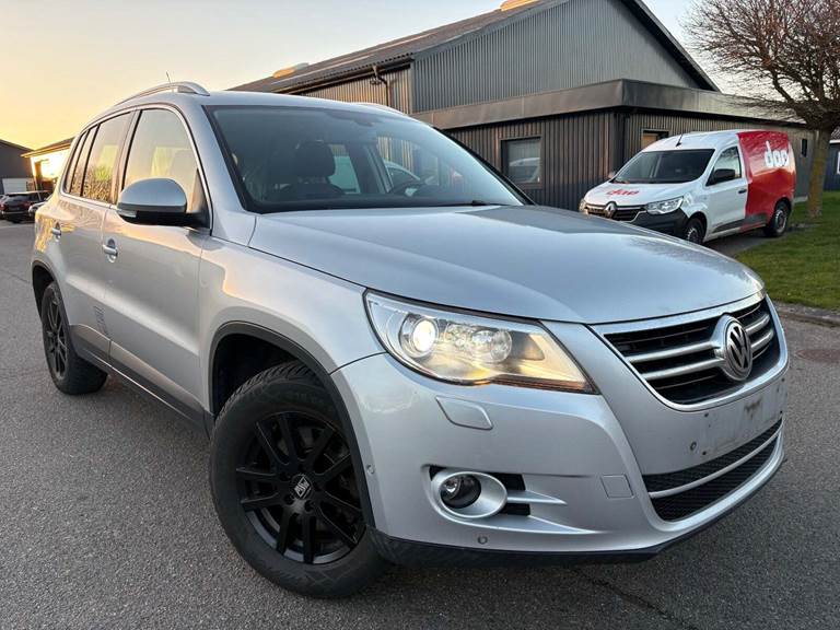 VW Tiguan 2,0 TDi 140 Sport & Style Tiptr. 4Motion Van