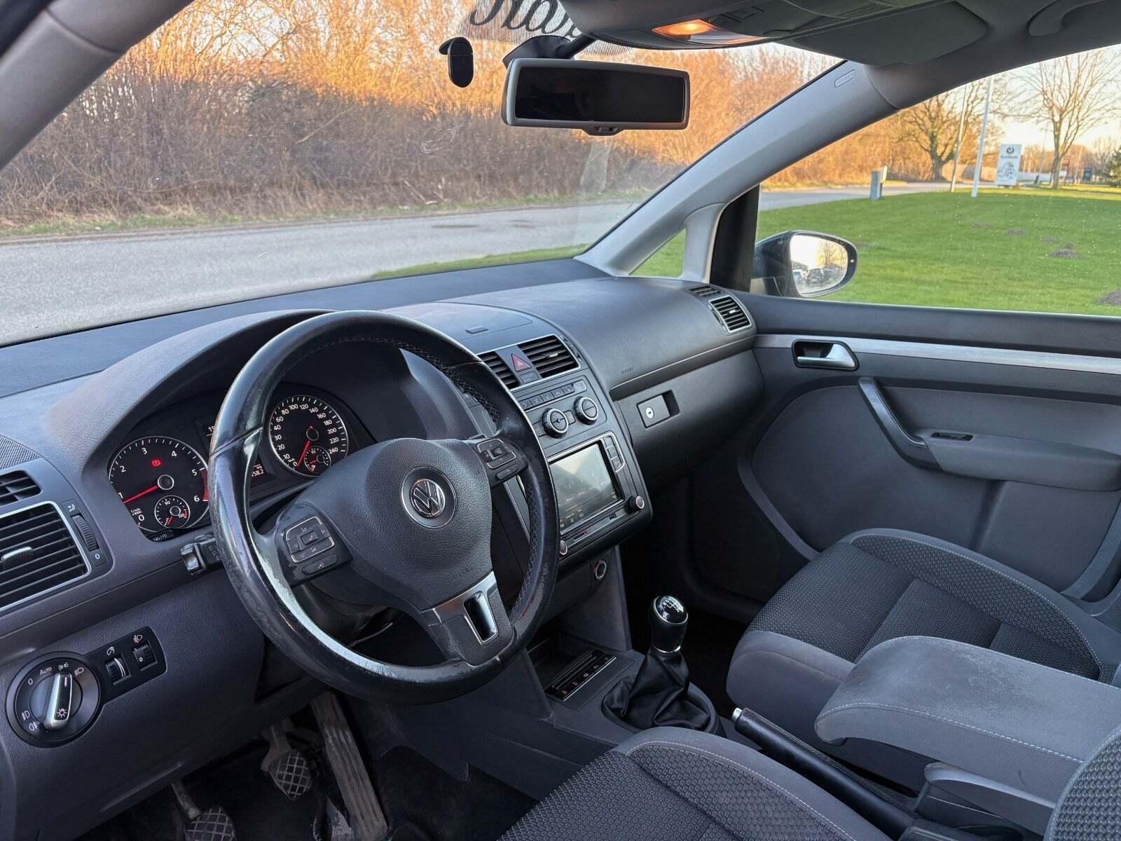 VW Touran 1,6 TDi 105 Comfortline BMT Van