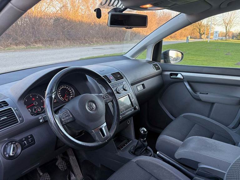 VW Touran 1,6 TDi 105 Comfortline BMT Van