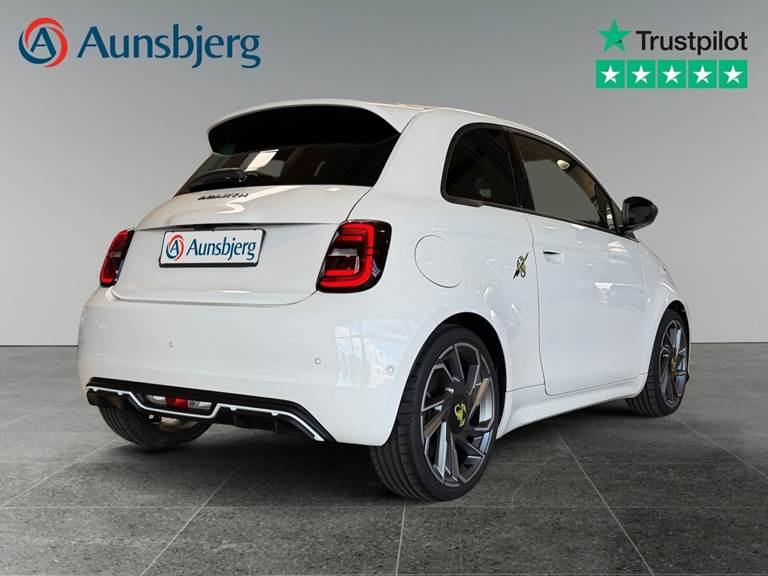 Abarth 500e Scorpionissima