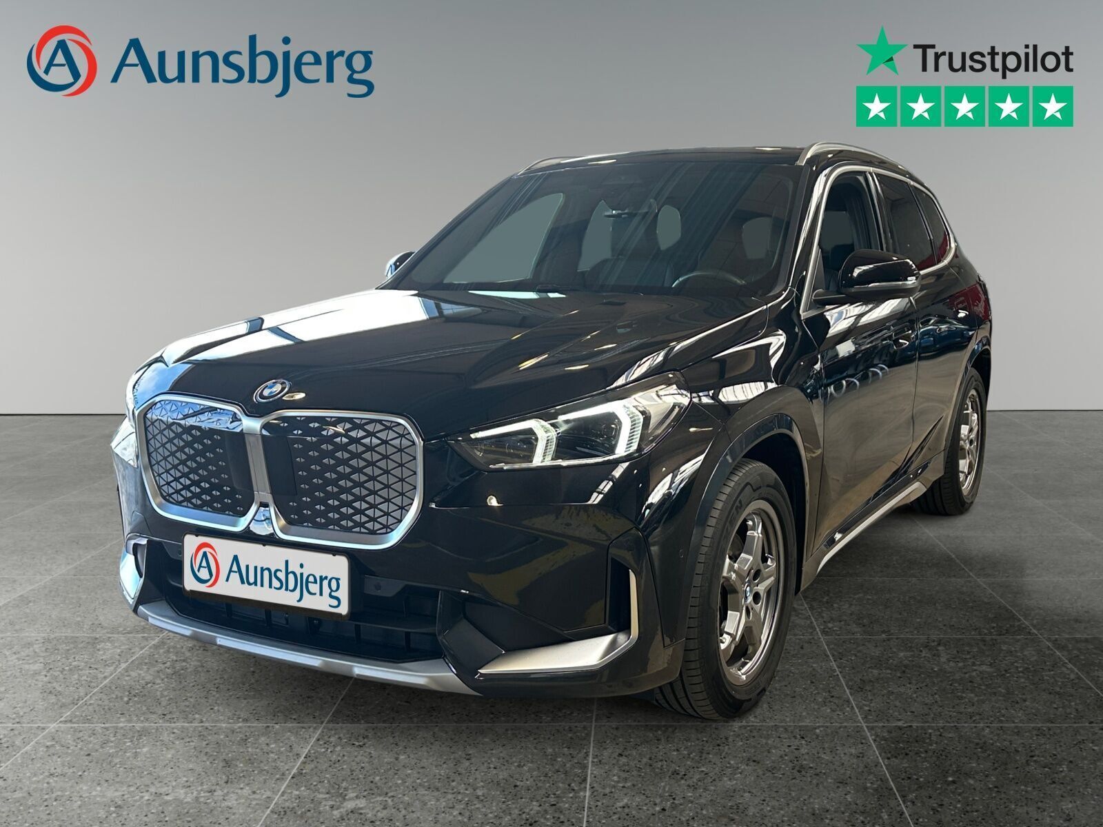 BMW iX1 eDrive20 X-Line