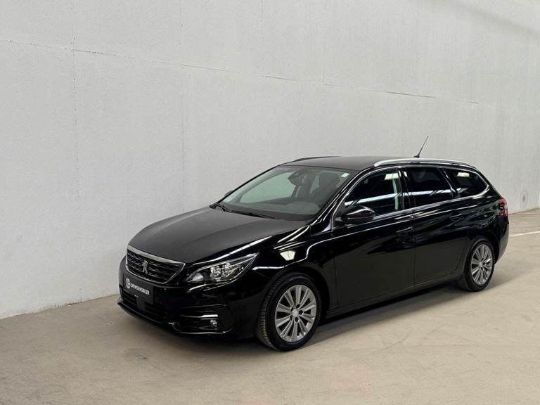 Peugeot 308 1,5 BlueHDi 130 Allure Sky SW