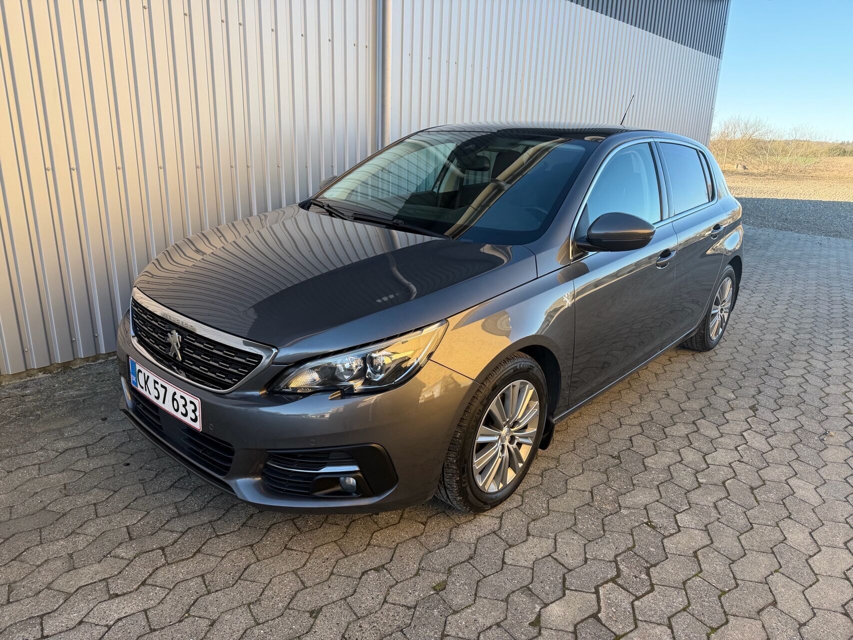 Peugeot 308 1,5 BlueHDi Prestige 130HK 5d 6g