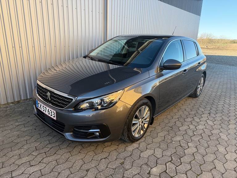 Peugeot 308 1,5 BlueHDi Prestige 130HK 5d 6g