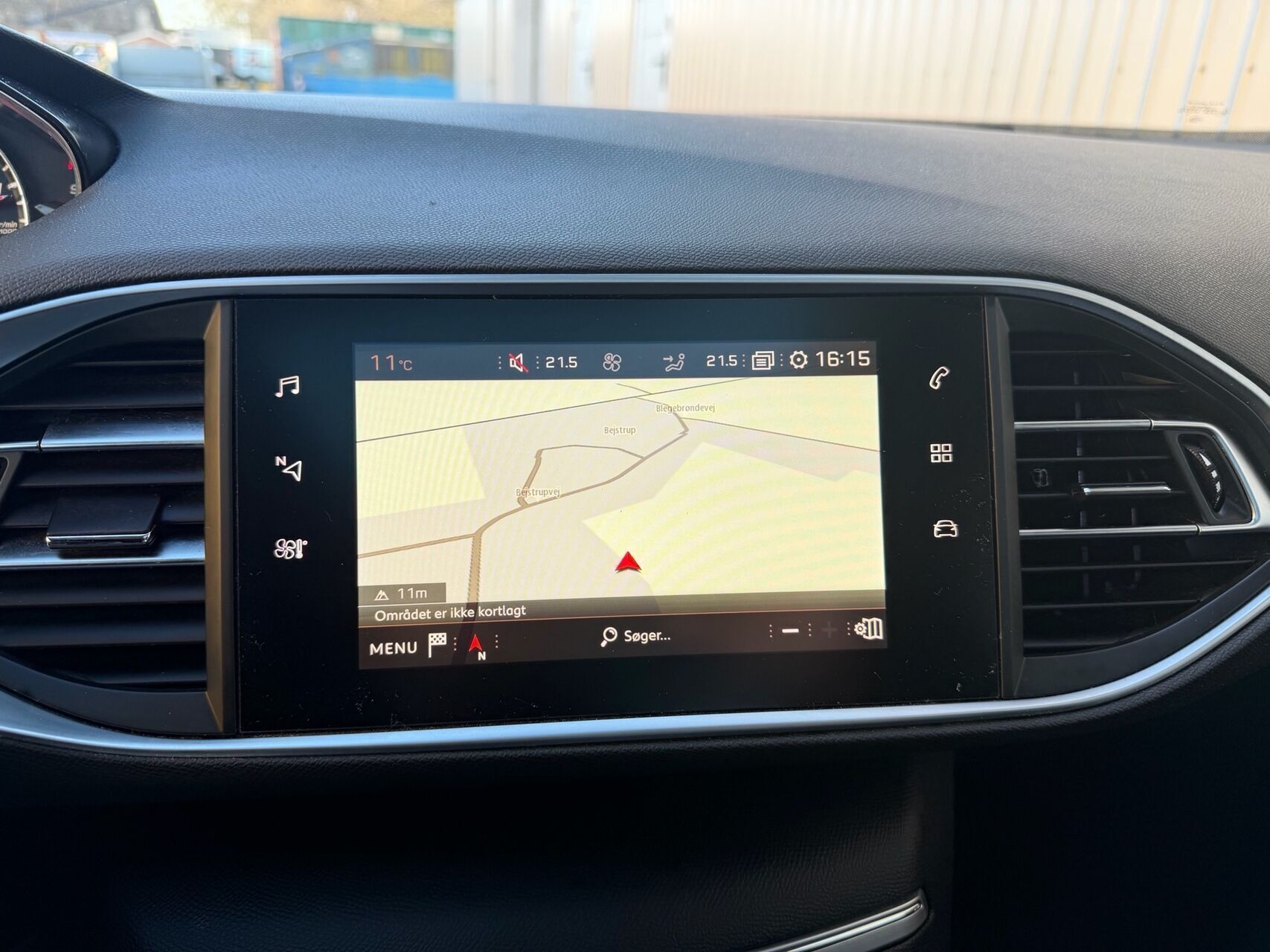 Grå Peugeot 308 fra 2019