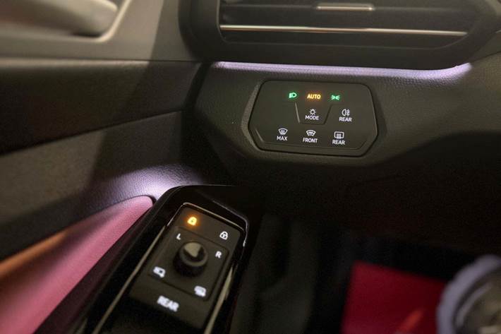 Blå VW ID.4 fra 2021