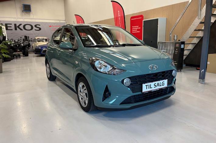 Grøn Hyundai i10 fra 2022