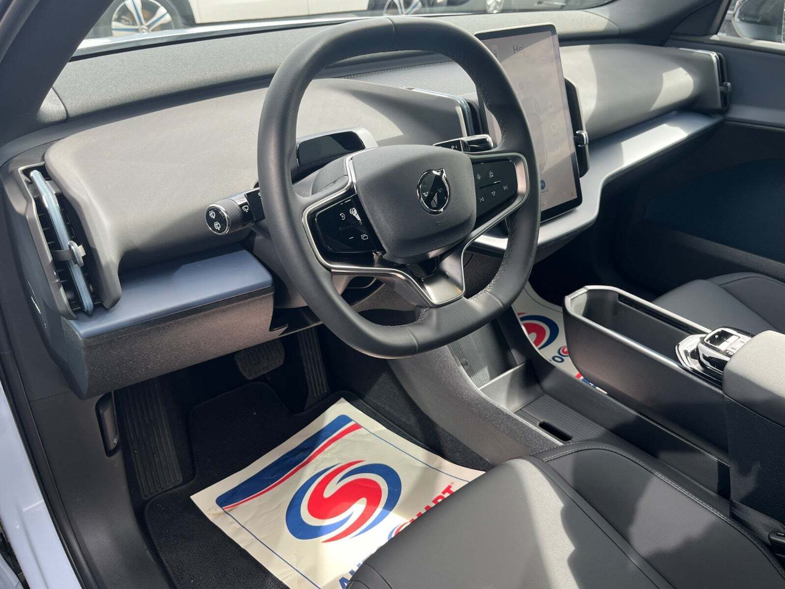 Volvo EX30 Extended Range Ultra