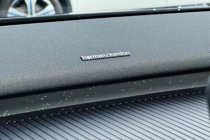 Sort Volvo EX30 fra 2025