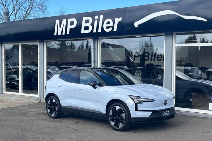 Blå Volvo EX30 fra 2024