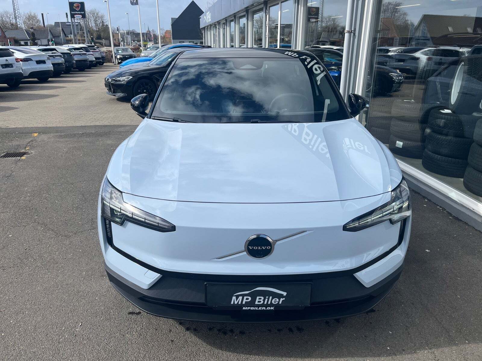 Blå Volvo EX30 fra 2024