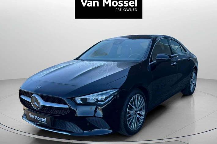 Sort Mercedes CLA200 fra 2020
