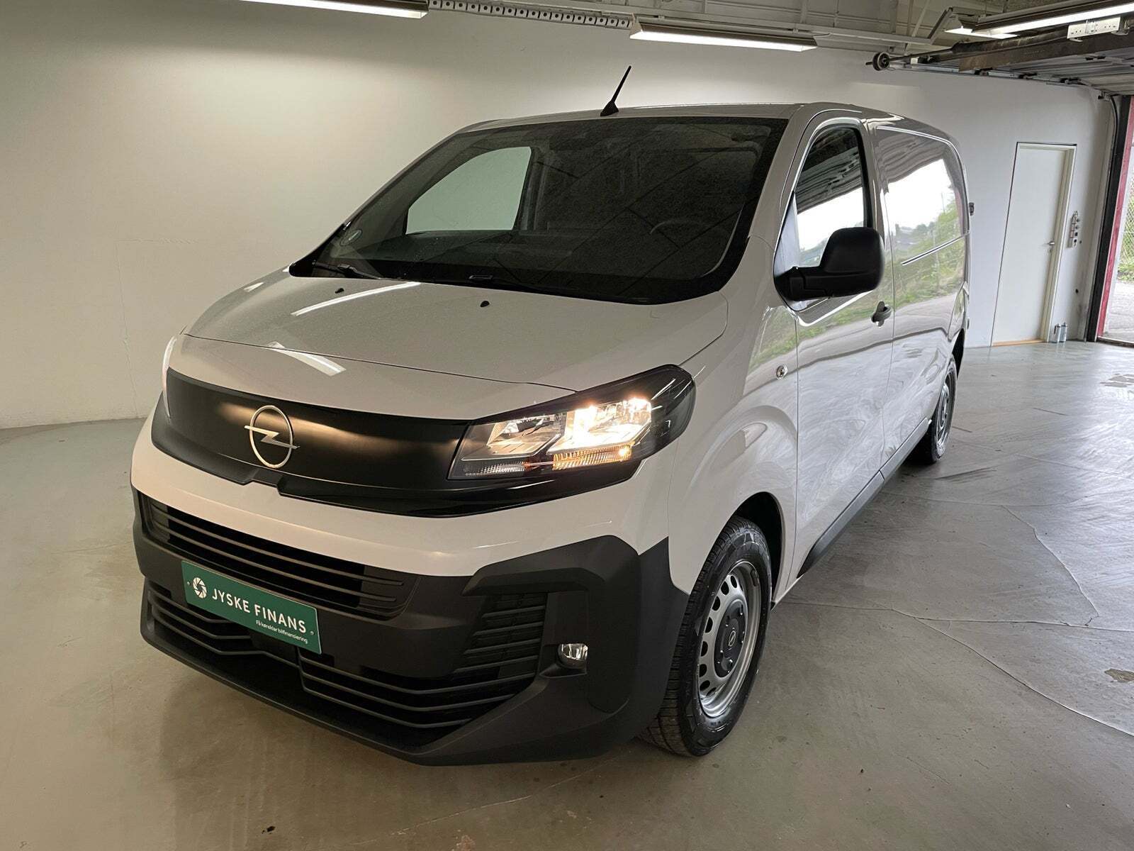 Opel Vivaro 2,0 D 145 Enjoy+ L2V2