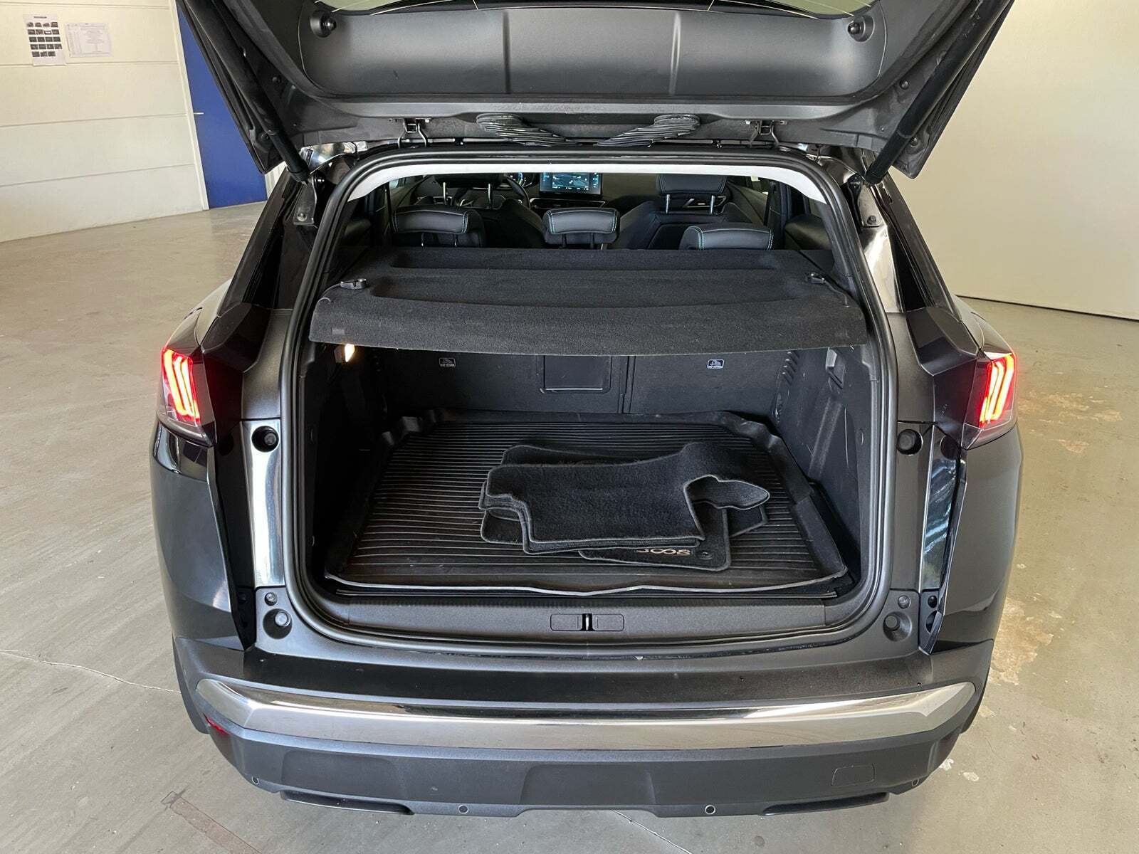 Peugeot 3008 1,6 Hybrid Selection Sport EAT8