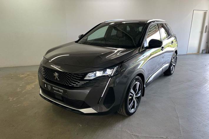 Grå Peugeot 3008 fra 2021