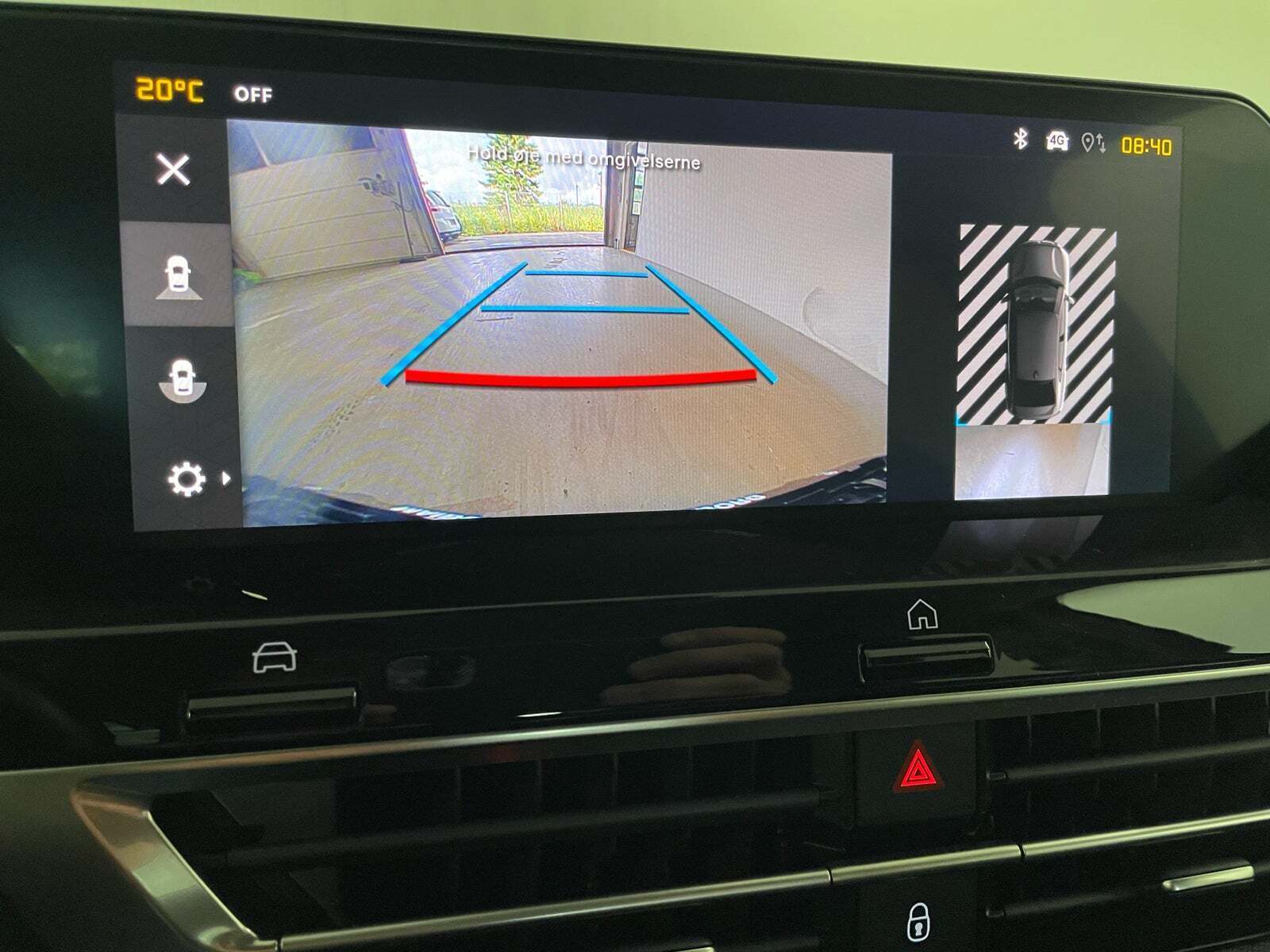 Rød Citroën ë-C4 X fra 2023