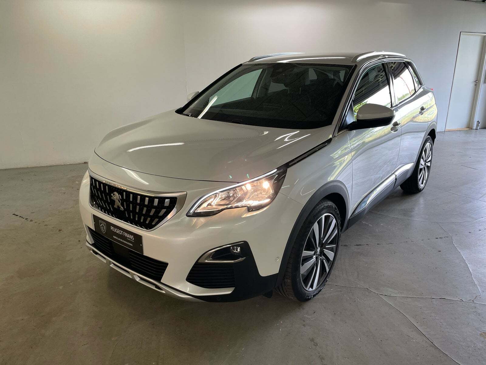 Peugeot 3008 1,2 e-THP 130 Allure