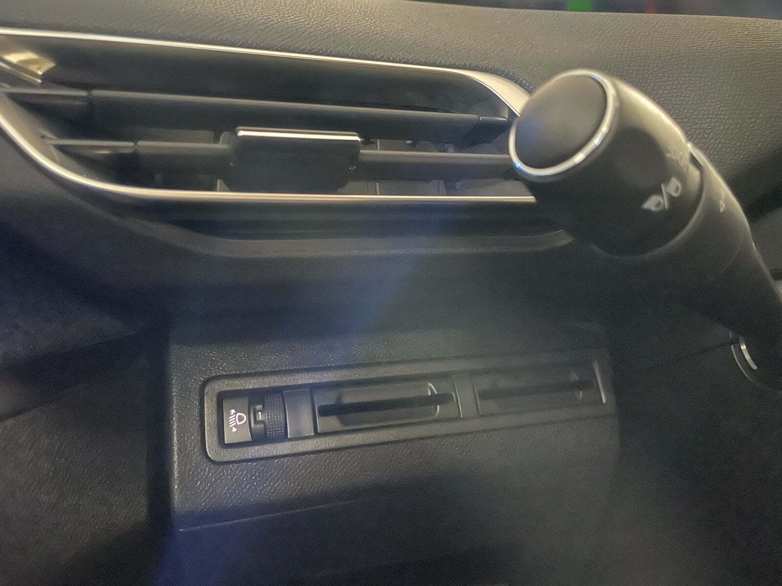 Hvid Peugeot 3008 fra 2018