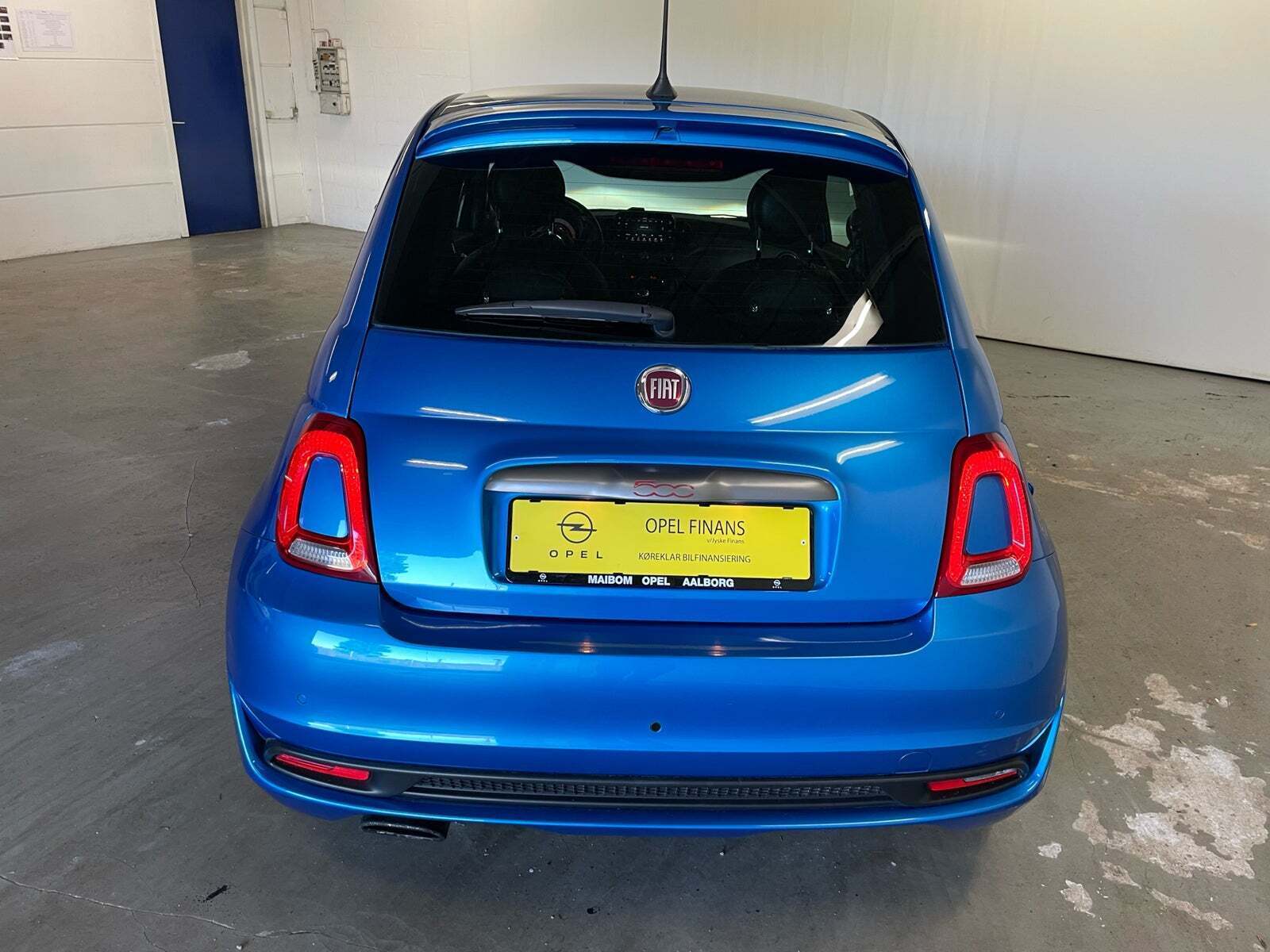 Blå Fiat 500 fra 2018