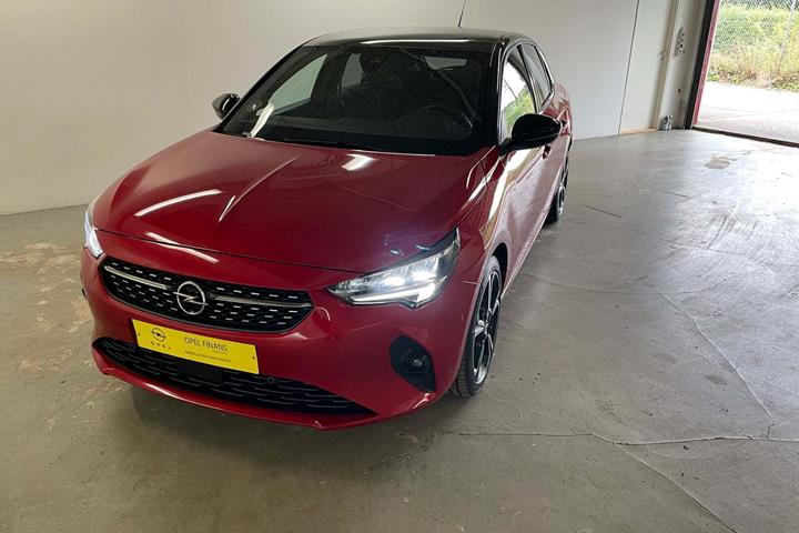 Rød Opel Corsa fra 2023