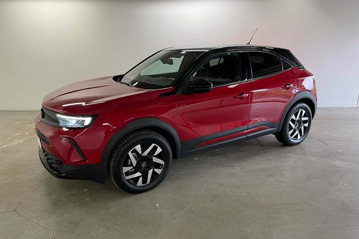 Rød Opel Mokka-e fra 2023