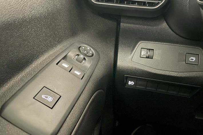 Hvid Toyota ProAce City fra 2025