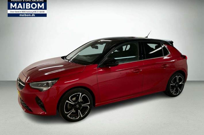 Rød Opel Corsa fra 2023