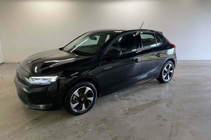 Sort Opel Corsa-e fra 2024